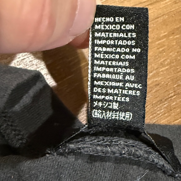 Forever 21 Black Italy 17 Womens Tee - Picture 8 of 9